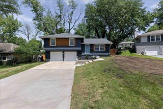 11207 Monroe Court, Kansas City, MO 64137