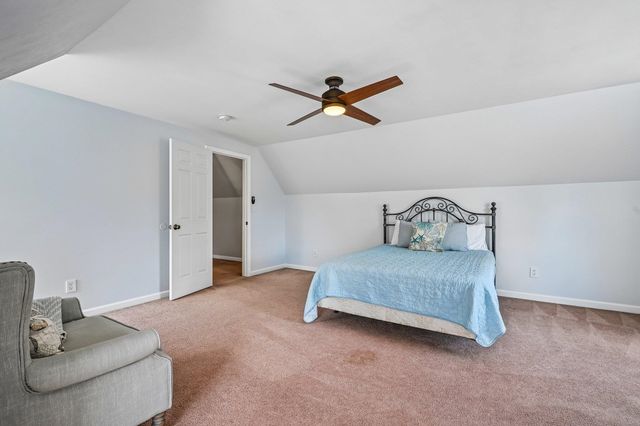 11 Longmeadow Road, Windham, NH 03087