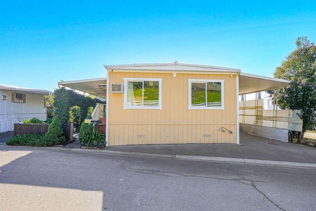 26 David Dr, Concord, CA 94518