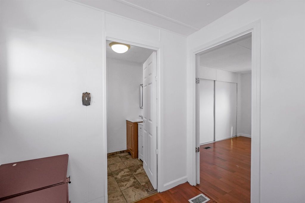 Image 26 of property listing at 26 David Dr, Concord, CA 94518