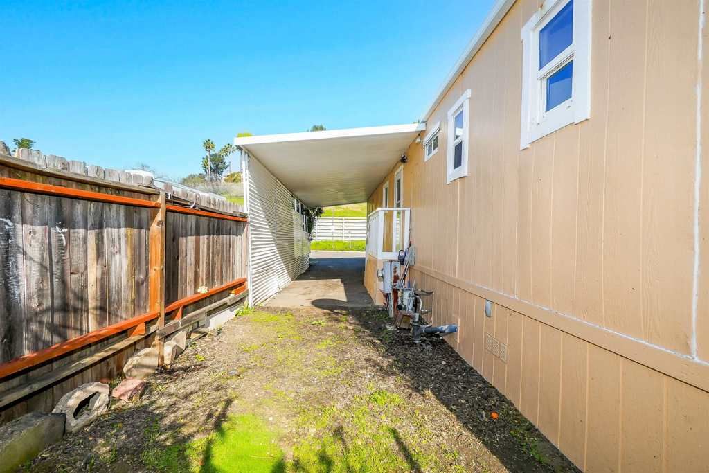 Image 31 of property listing at 26 David Dr, Concord, CA 94518