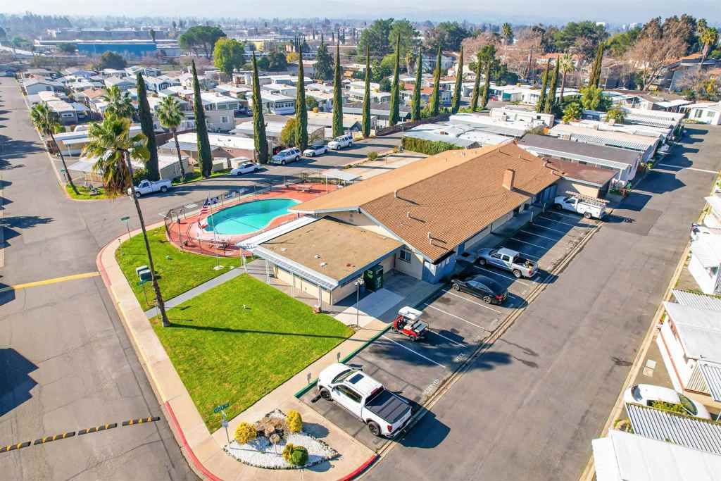 Image 36 of property listing at 26 David Dr, Concord, CA 94518