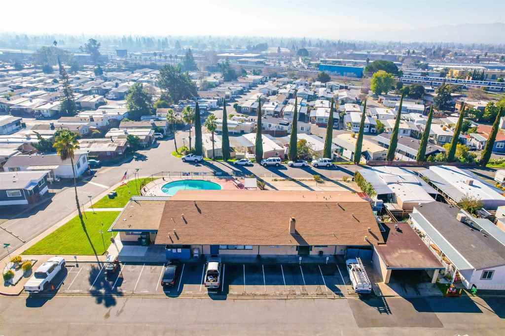 Image 42 of property listing at 26 David Dr, Concord, CA 94518