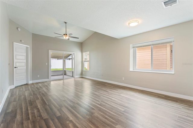 587 PORTLAND CIRCLE, Apopka, FL 32703