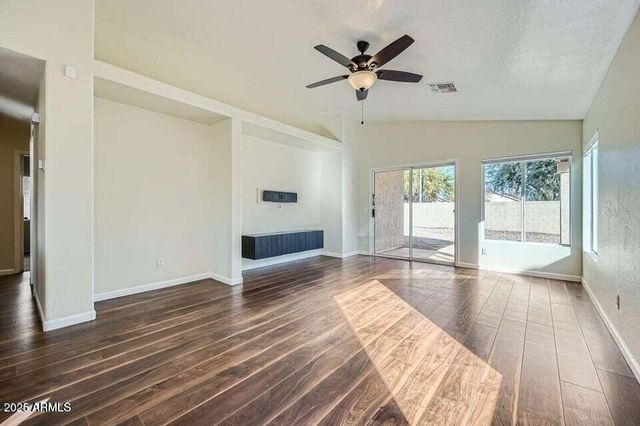 15436 W PORT ROYALE Lane, Surprise, AZ 85379