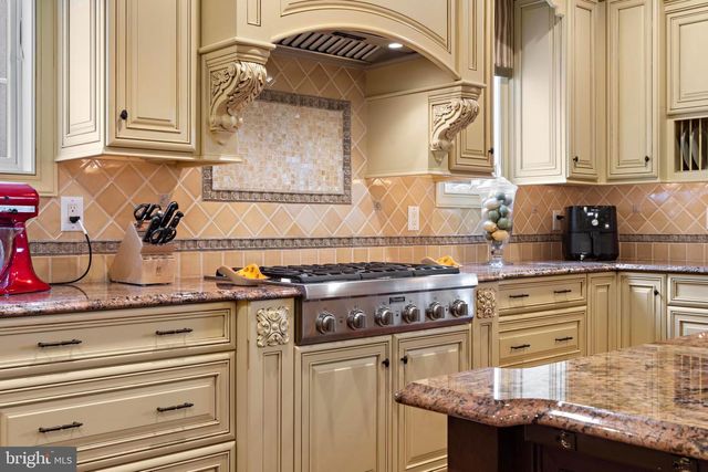 9 CLOVERDALE CT, Lumberton, NJ 08048