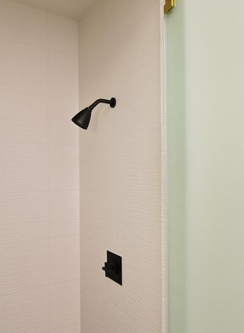 11710 Wendover Lane, Houston, TX 77024