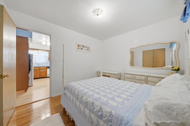 3830 S 56th Court, Cicero, IL 60804