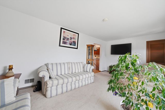 3830 S 56th Court, Cicero, IL 60804