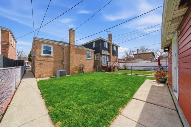 3830 S 56th Court, Cicero, IL 60804