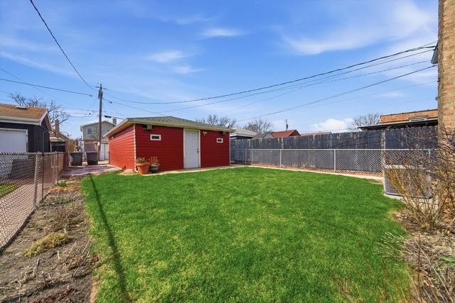 3830 S 56th Court, Cicero, IL 60804