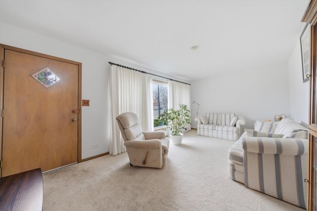 3830 S 56th Court, Cicero, IL 60804