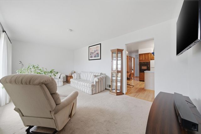 3830 S 56th Court, Cicero, IL 60804