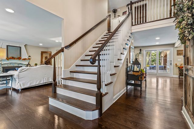 11901 S 92nd Avenue, Palos Park, IL 60464