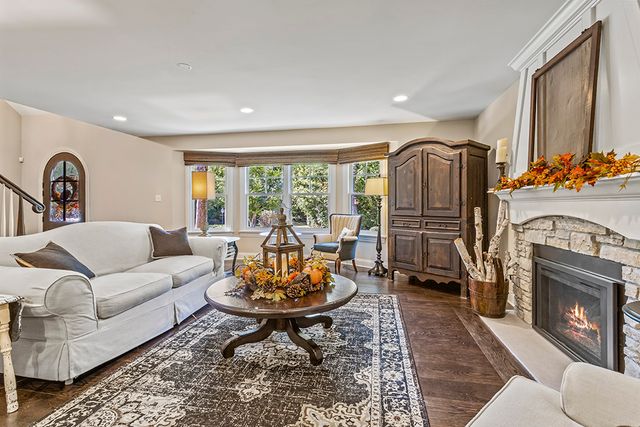 11901 S 92nd Avenue, Palos Park, IL 60464