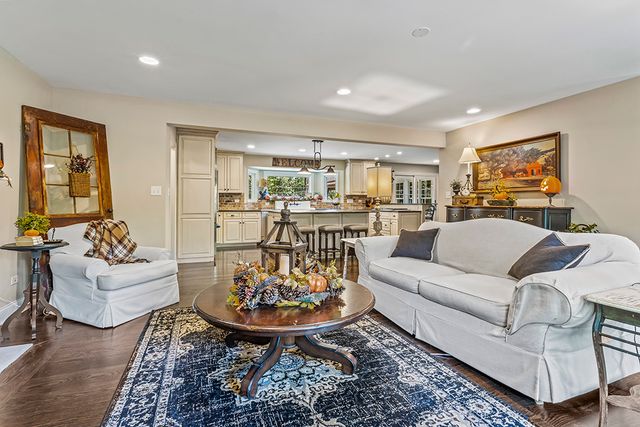 11901 S 92nd Avenue, Palos Park, IL 60464