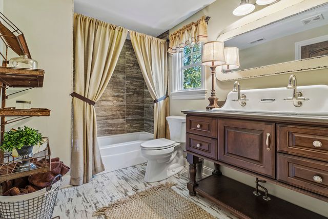 11901 S 92nd Avenue, Palos Park, IL 60464