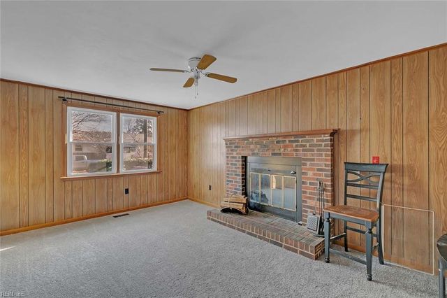 1455 Mellwood CT, Norfolk, VA 23513