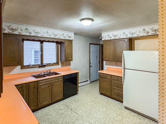 718 S 22nd STREET, Manitowoc, WI 54220