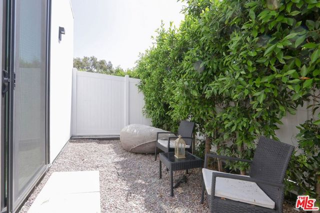5832 Tujunga Avenue 1, Los Angeles, CA 91601