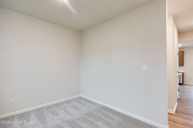 16956 Aiken Ridge Cir, Louisville, KY 40245