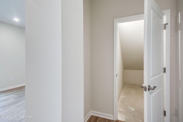 16956 Aiken Ridge Cir, Louisville, KY 40245