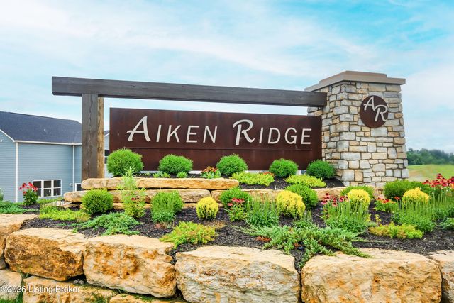 16956 Aiken Ridge Cir, Louisville, KY 40245