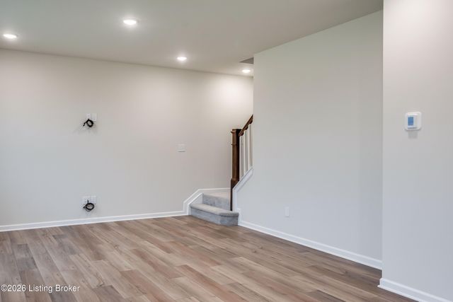 16956 Aiken Ridge Cir, Louisville, KY 40245