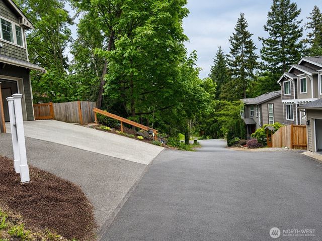1508 208th Avenue NE, Sammamish, WA 98074