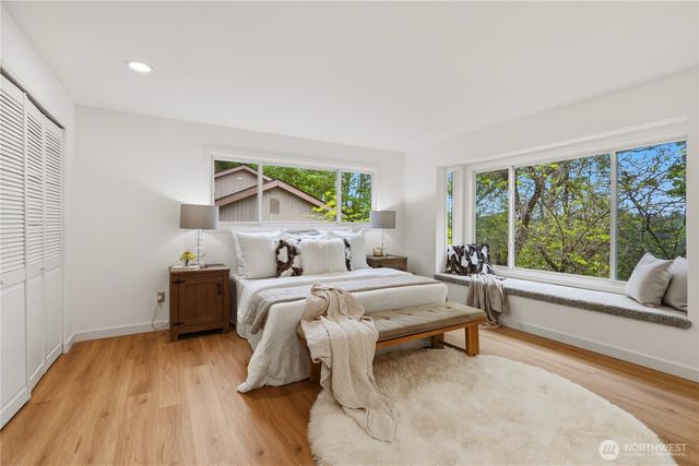 5617 134th Ave SE, Bellevue, WA 98006