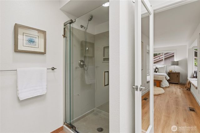 5617 134th Ave SE, Bellevue, WA 98006