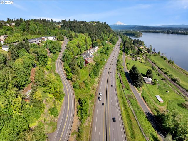 560 Nw Brady Rd, Camas, WA 98607