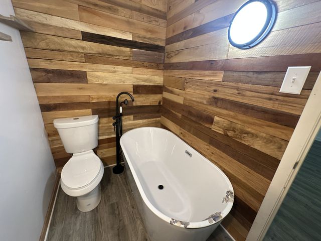 303 Millbrooke Dr, Hopkinsville, KY 42240