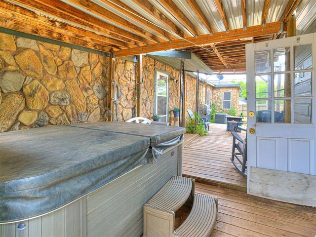 404 Kimberly Road, Tecumseh, OK 74873