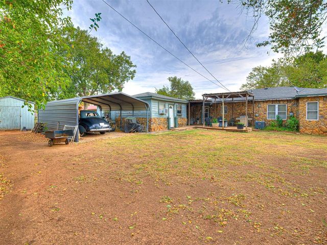 404 Kimberly Road, Tecumseh, OK 74873
