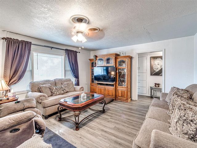 404 Kimberly Road, Tecumseh, OK 74873