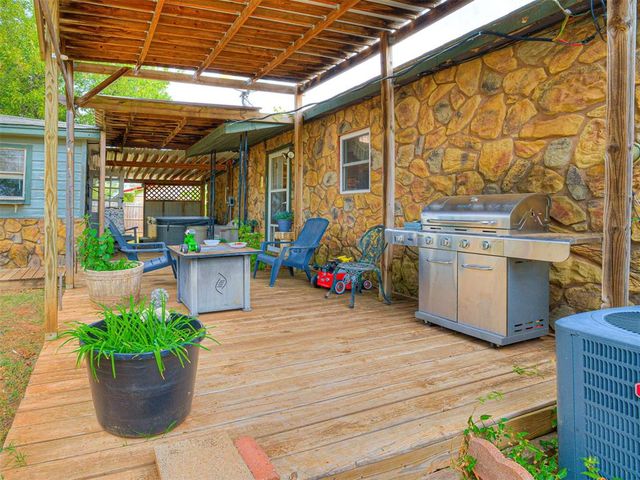404 Kimberly Road, Tecumseh, OK 74873