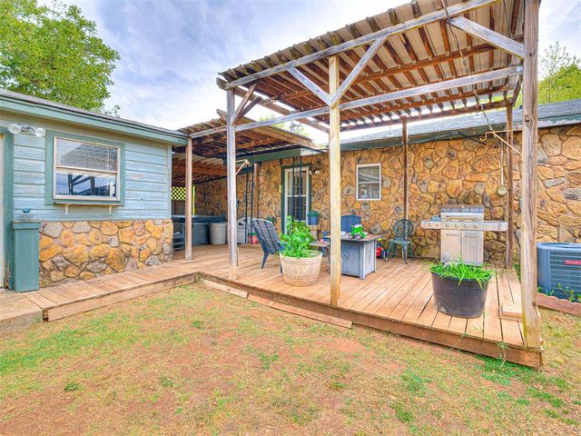 404 Kimberly Road, Tecumseh, OK 74873
