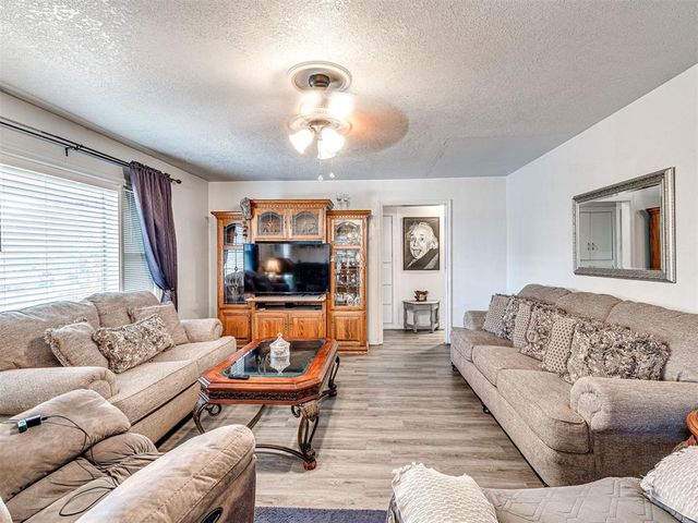 404 Kimberly Road, Tecumseh, OK 74873