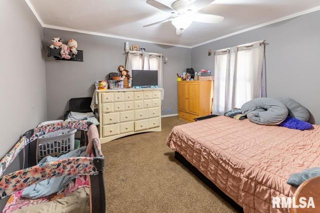 1805 W FREDONIA Avenue, Peoria, IL 61606