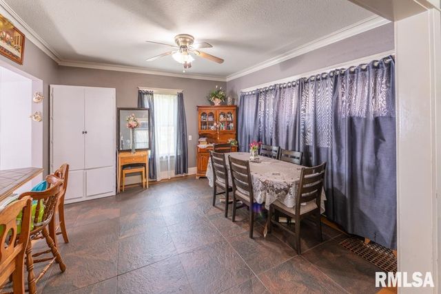 1805 W FREDONIA Avenue, Peoria, IL 61606