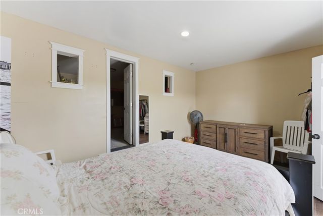 3542 Hillview Place, Los Angeles, CA 90032