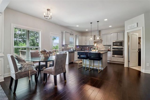 4665 RIVER HILL Circle, Ellenwood, GA 30294