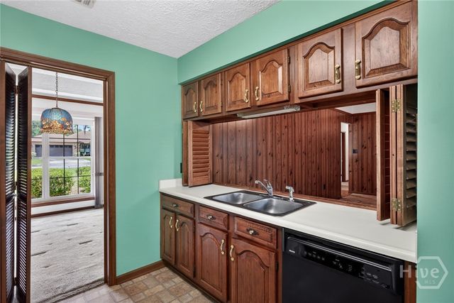 930 Mill Drive, Savannah, GA 31419