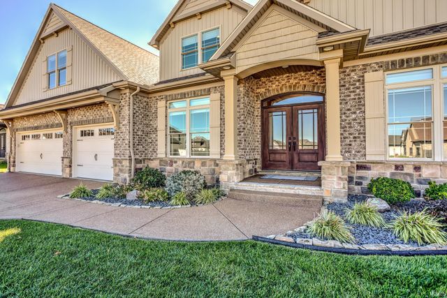 8633 Crenshaw Drive, Newburgh, IN 47630
