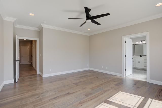 8633 Crenshaw Drive, Newburgh, IN 47630