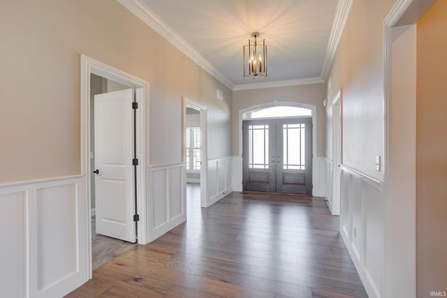 8633 Crenshaw Drive, Newburgh, IN 47630