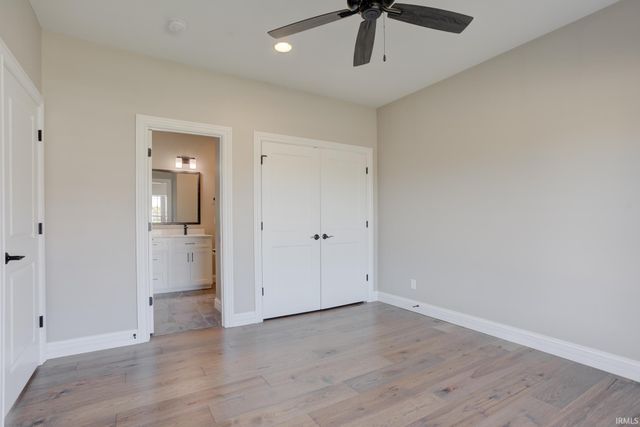 8633 Crenshaw Drive, Newburgh, IN 47630