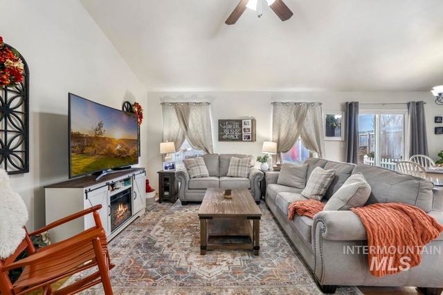 1567 Dana St., Twin Falls, ID 83301