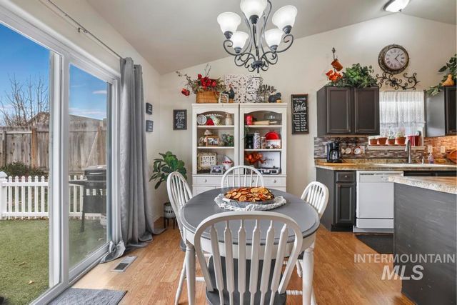 1567 Dana St., Twin Falls, ID 83301